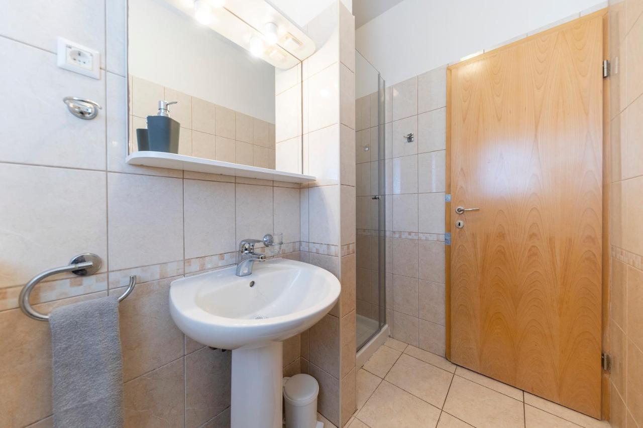 Apartments Leonarda Murter Ngoại thất bức ảnh